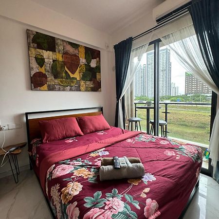 Stay N Cozy Apartemen Sky House Bsd By Sm Room Samporo المظهر الخارجي الصورة
