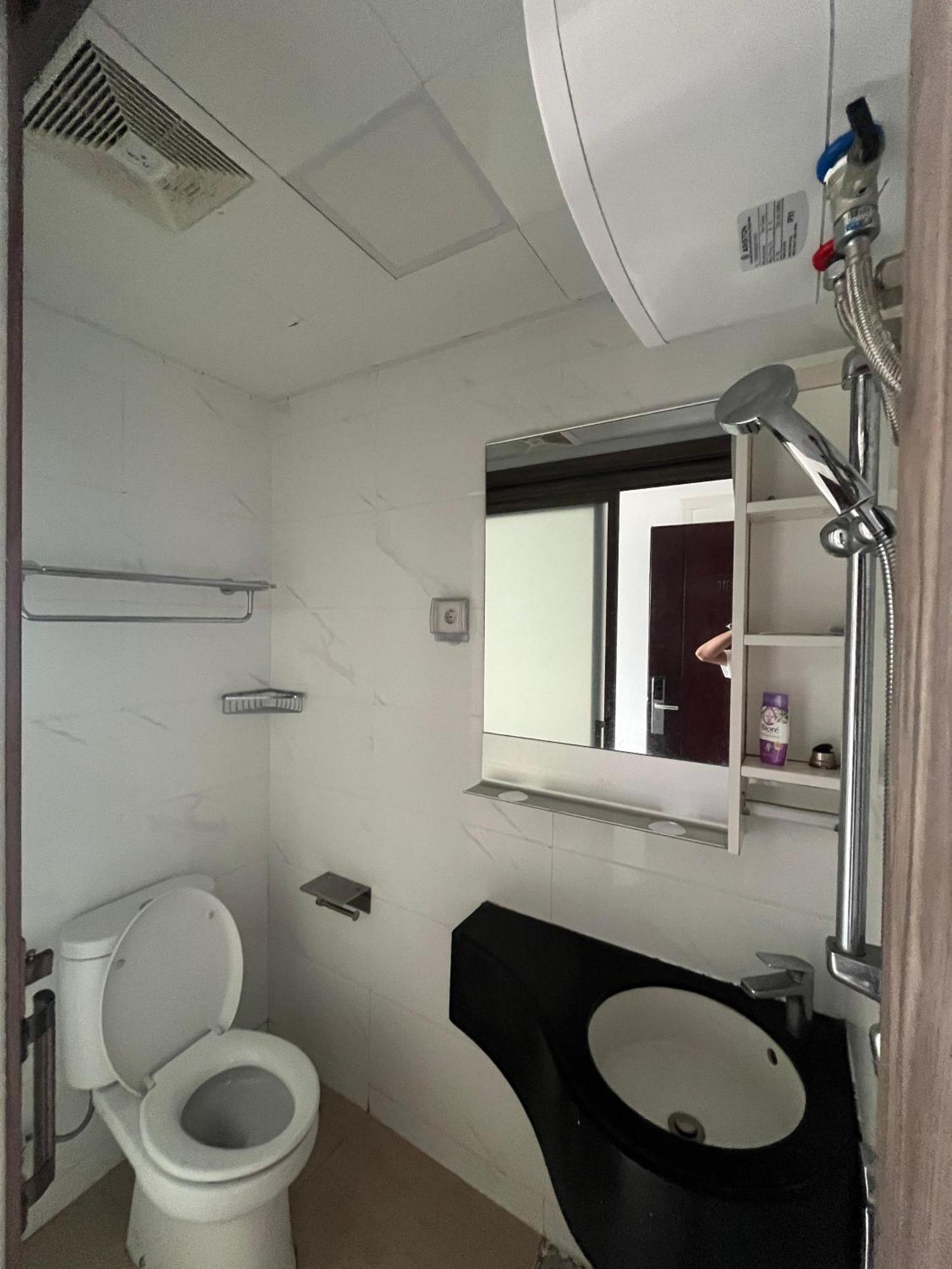 Stay N Cozy Apartemen Sky House Bsd By Sm Room Samporo المظهر الخارجي الصورة