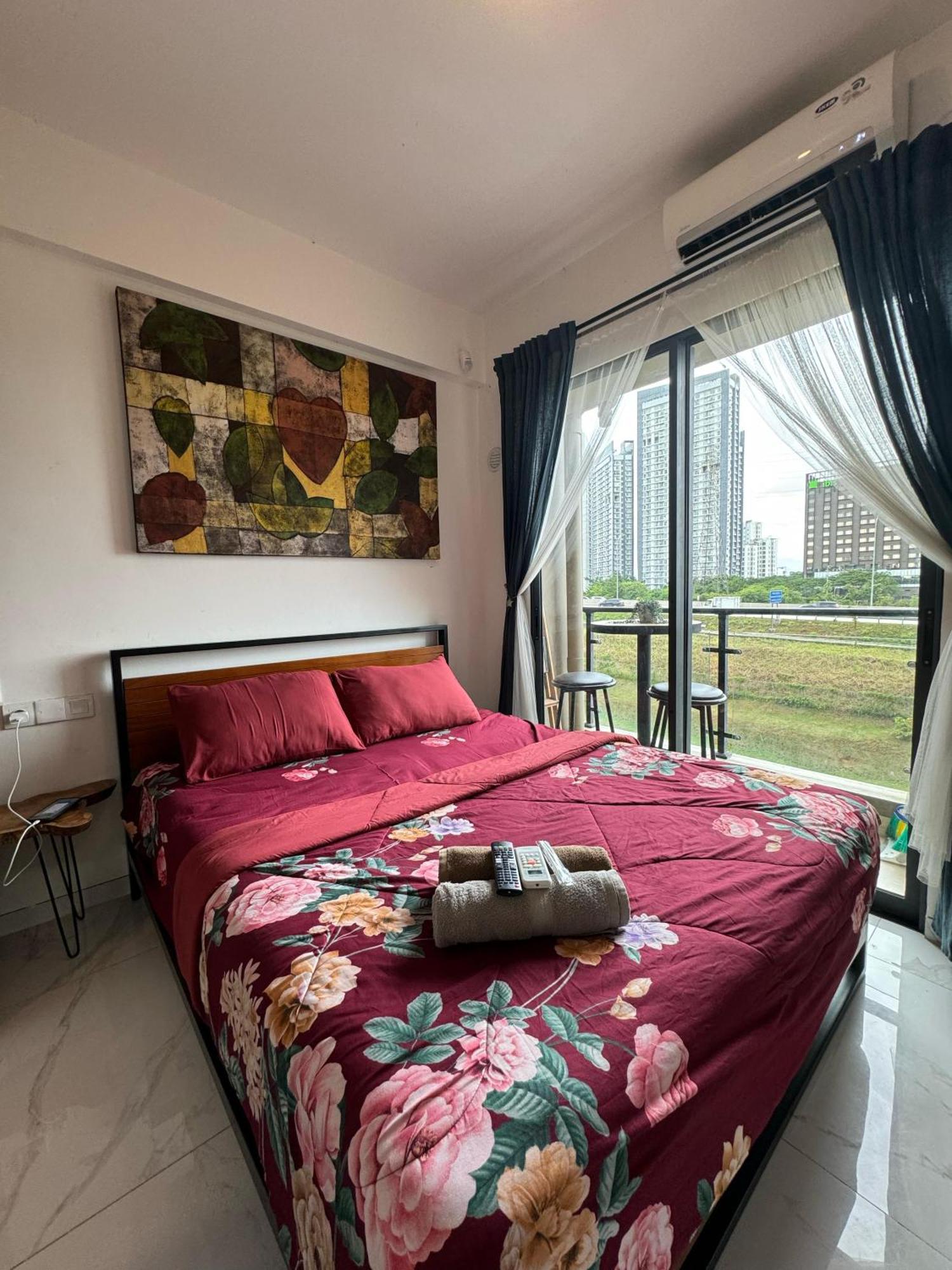 Stay N Cozy Apartemen Sky House Bsd By Sm Room Samporo المظهر الخارجي الصورة